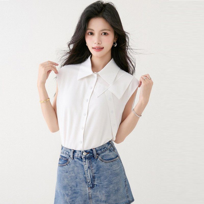 봄 여름 여성 더블카라 민소매셔츠 루즈핏 블라우스 데일리룩 오피스룩 나시 면티 - 메인 이미지