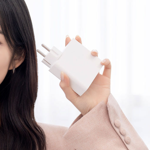 갤럭시북4 울트라 NT960XGL-X92A의 상세 디스플레이