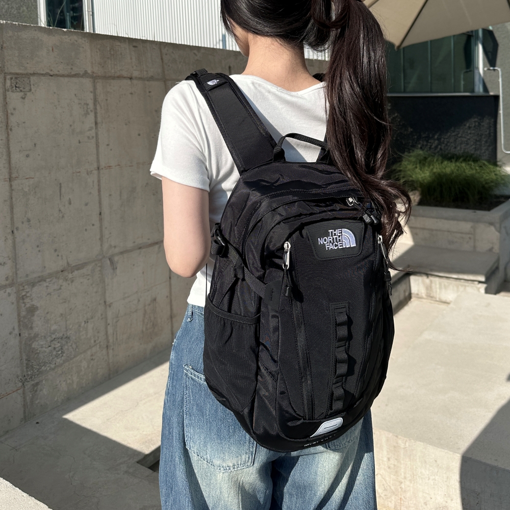 [국내매장판] 노스페이스 미니샷 백팩 소형 데일리 학생 책가방 등산용 NM2DR03A