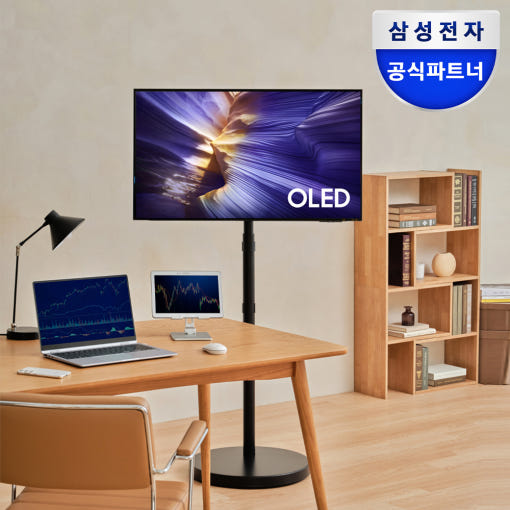 무빙 스탠드에 설치된 삼성 OLED TV