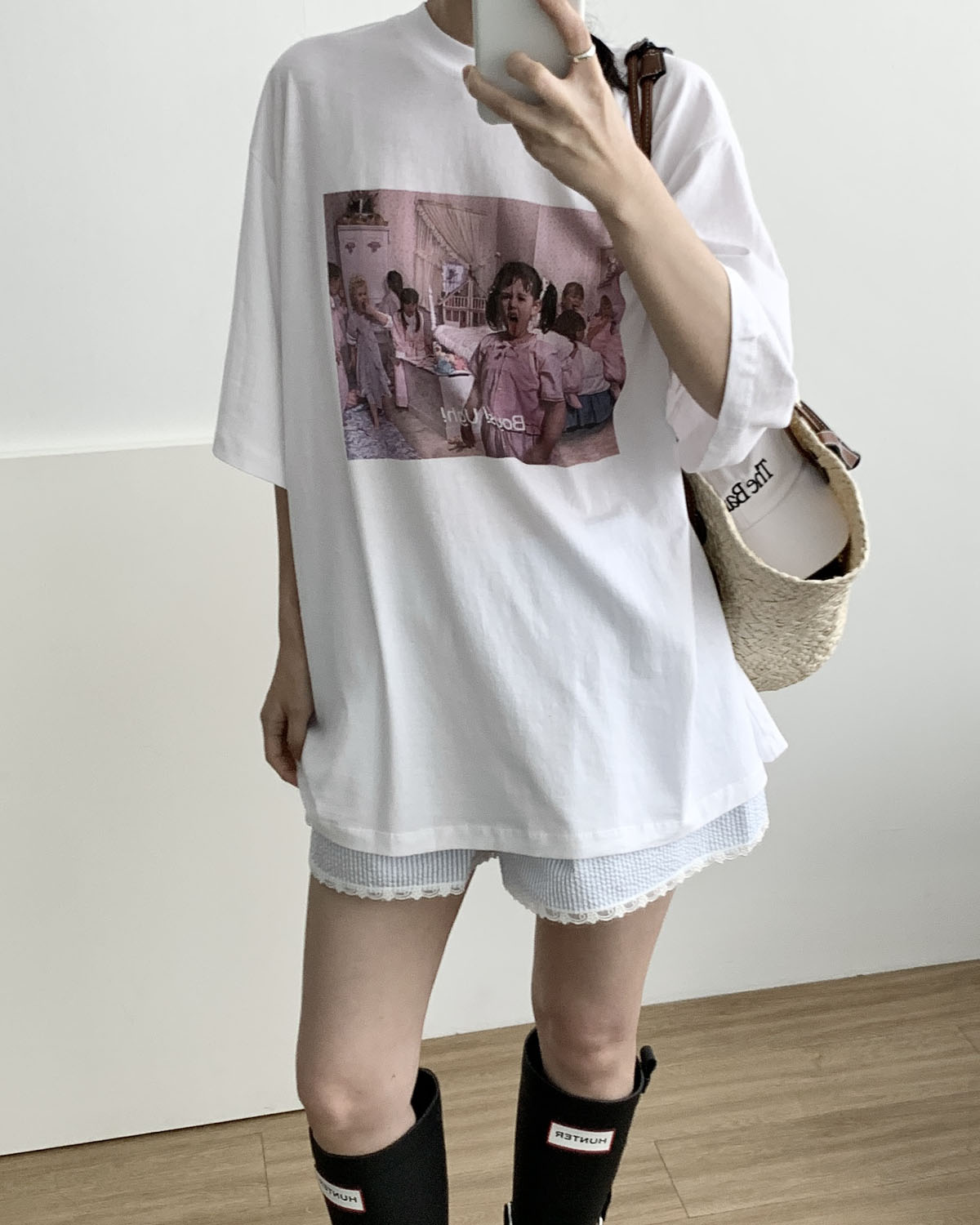 [당일발송] 아웃핏 보이 티 보이즈 반팔티 5부 롱 오버핏 루즈핏 반팔 티셔츠 (화이트) 이미지 3
