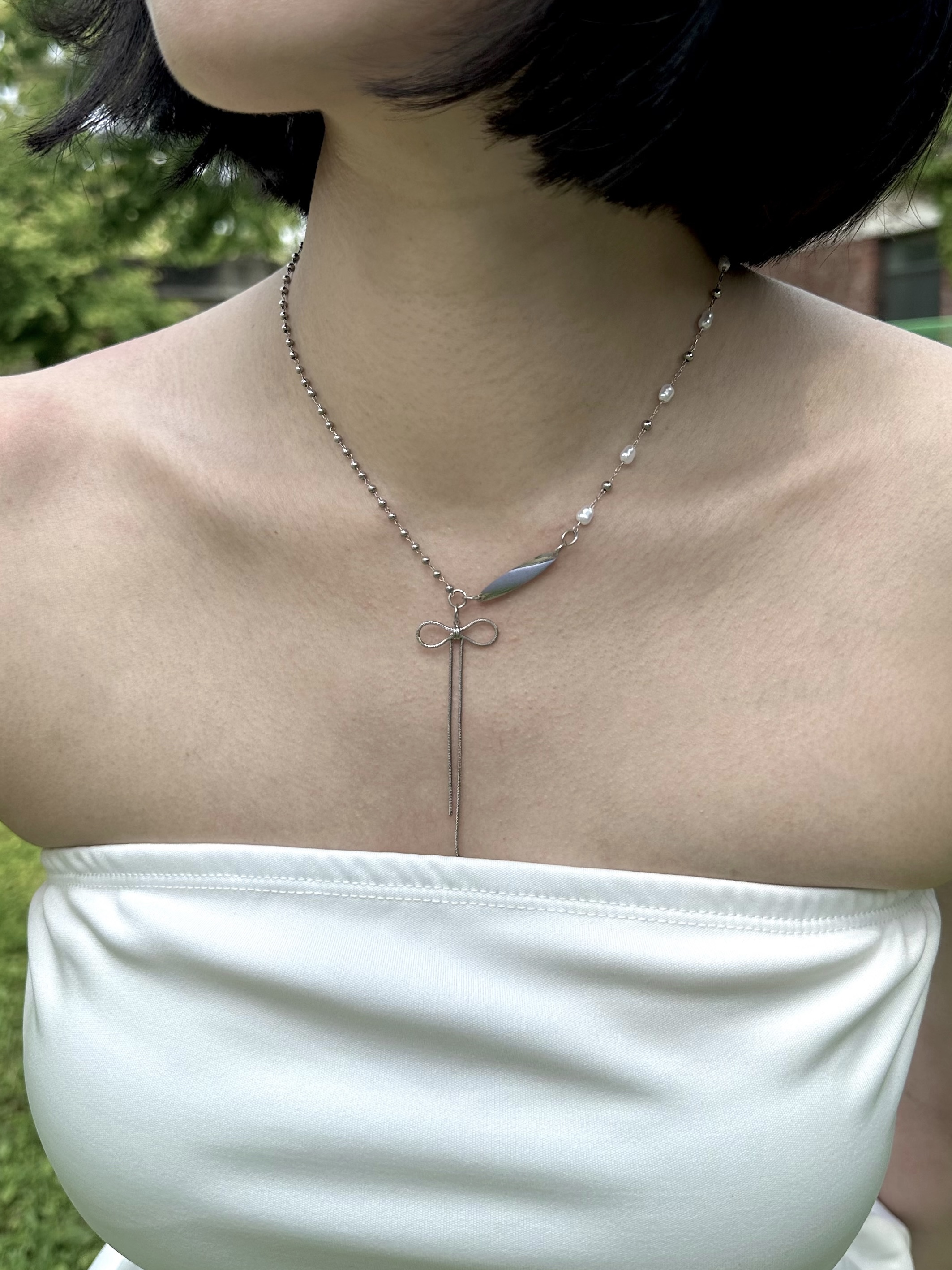 루즈 리본 써지컬 목걸이 - 상품 이미지
