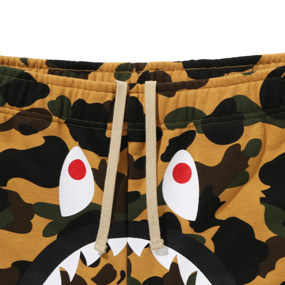 베이프 반바지 1ST CAMO SHARK REGULAR FIT SWEAT SHORTS 1L30-153-009 - 상세 이미지 5