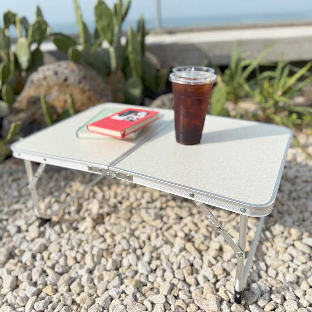 내손안에피크닉 차박 성묘 캠핑 테이블 가로60cm x 세로40cm x 높이25cm