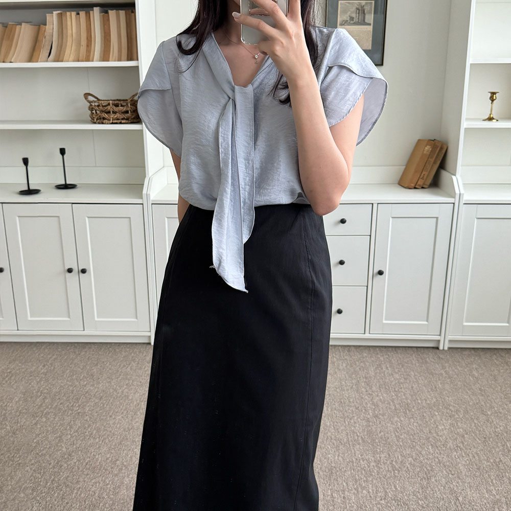 반팔 스카프 타이 블라우스 이미지 6
