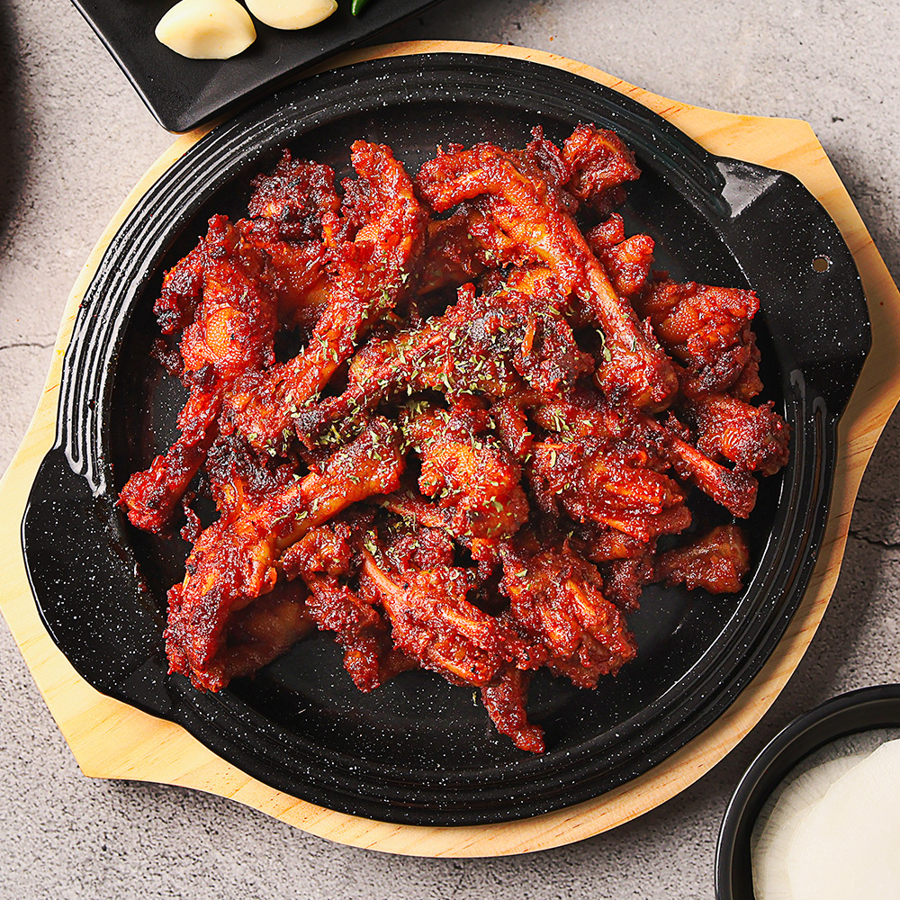 그곳에가면 직화 초벌 통뼈 불닭발 구이 300gx3팩 닭구이 간편식 캠핑요리