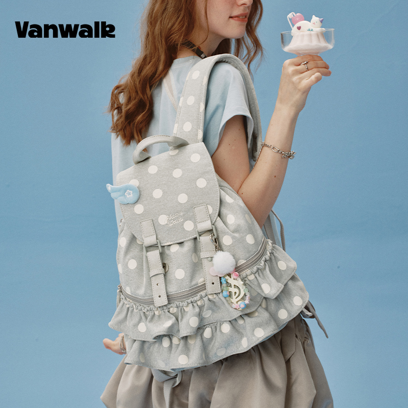 [반워크] 셔링 백팩 여성 미니 디자이너 브랜드 대학생 가방 데일리 보부상 3color