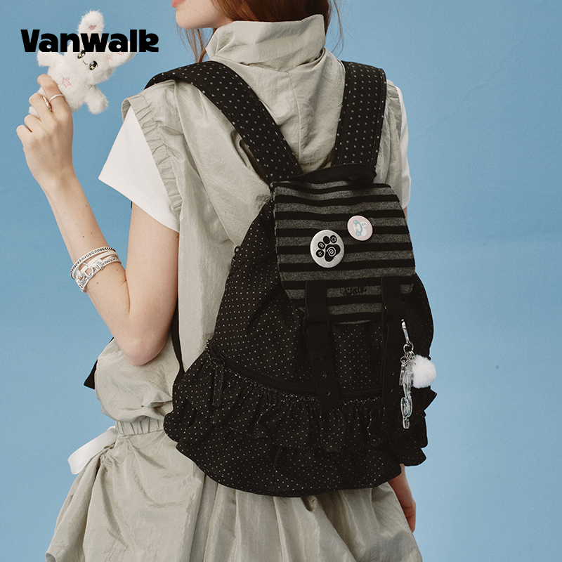 [반워크] 셔링 백팩 여성 미니 디자이너 브랜드 대학생 가방 데일리 보부상 3color