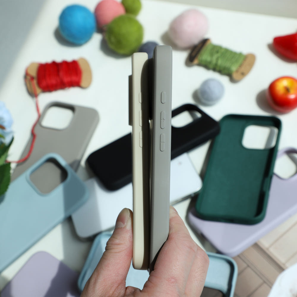 다양한 컬러의 맥세이프 실리콘 케이스 상세 이미지