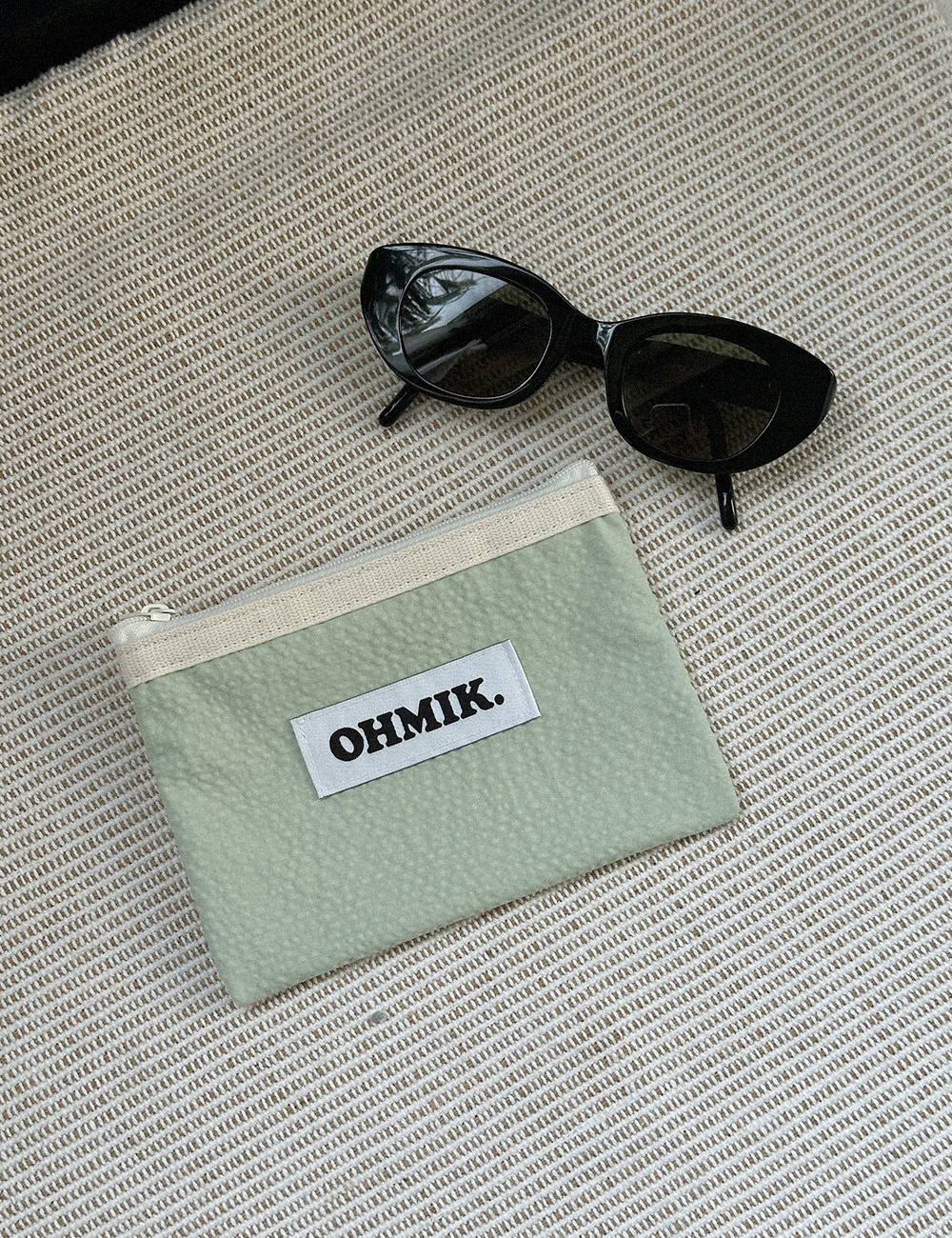 OHMIK. 오미크 파우치 디자이너 심플 이너백 시어서커 여름 여행 가방 3 Color - 상세 이미지 2