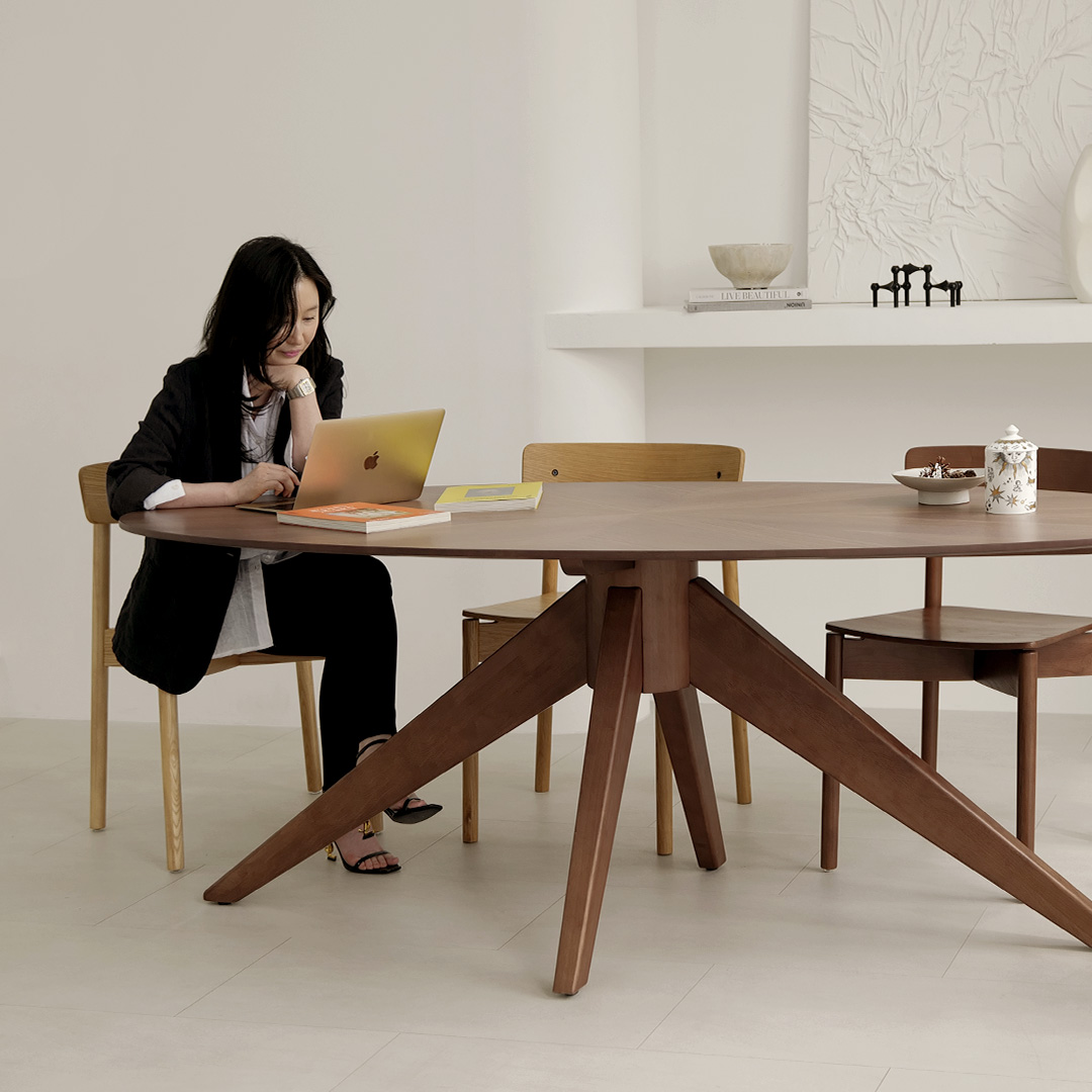 자야캠핑 반타 1724 월넛 원목 타원형 식탁 테이블