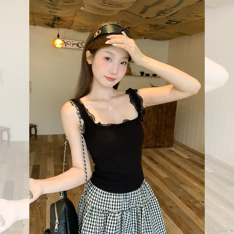 봄 여름 슬림핏 레이스 끈나시 스퀘어넥 데일리룩 스윗룩 비스코스 면스판 민소매탑 - 상세 이미지 5