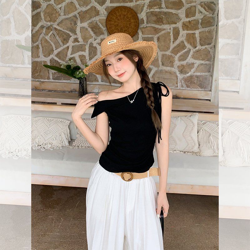 봄 여름 슬림핏 언발란스 오프숄더 리본 반팔 티셔츠 데일리룩 코리안스타일 면혼방 티셔츠 - 메인 이미지