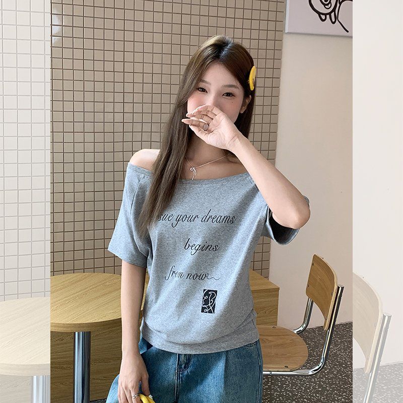봄 여름 루즈핏 오프숄더 반팔 티셔츠 레터링 프린트 데일리룩 캐주얼 면스판 상의 - 상세 이미지 4