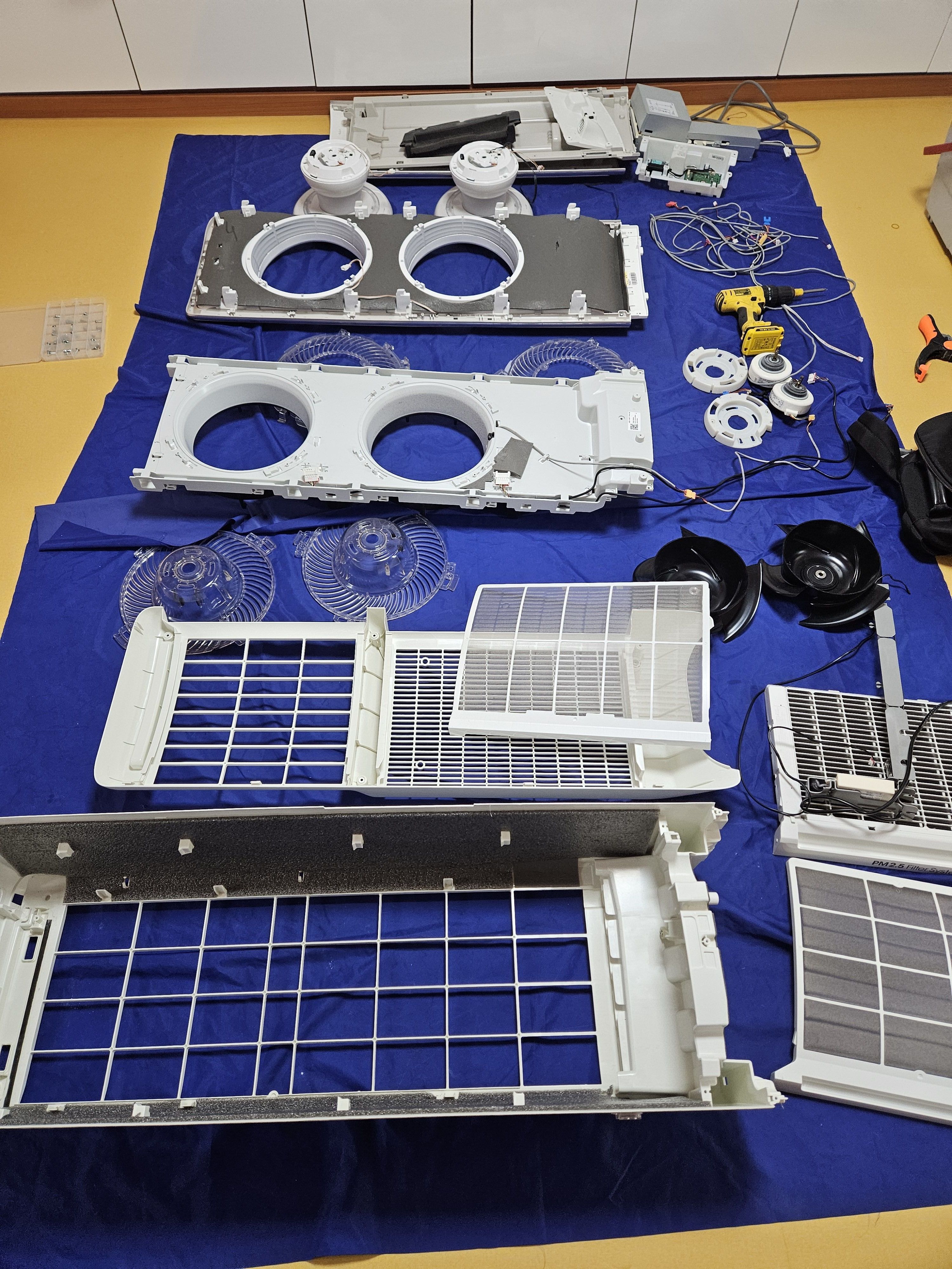 에어컨 청소 벽걸이 스탠드 시스템 천장형 2IN1 원룸 분해 청소 전문 업체 - 상세 이미지 5