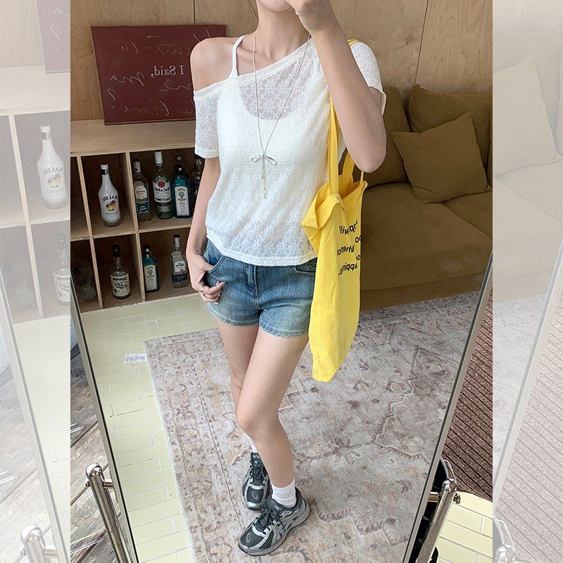 봄 여름 루즈핏 시스루 레이스 반팔 티셔츠 언발란스넥 데일리룩 면스판 페미닌 티셔츠 - 상세 이미지 5