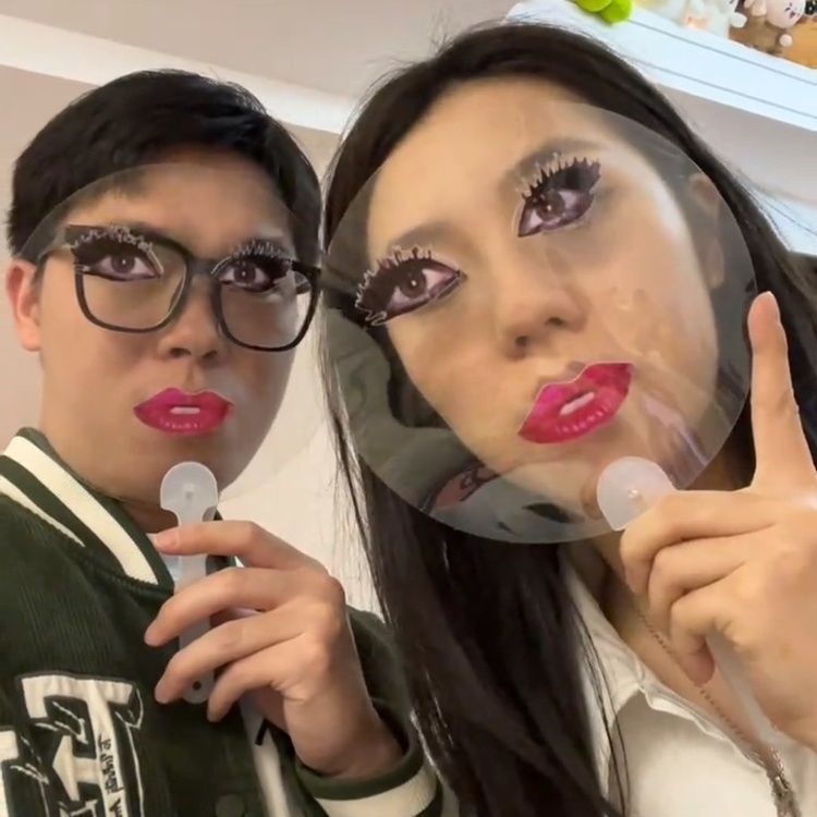 레이디가가 화장 투명부채 표정 재밌는 선물 킹받는 쓸데없는 쓸모없는 인싸템 생얼가리미 - 상세 이미지 4