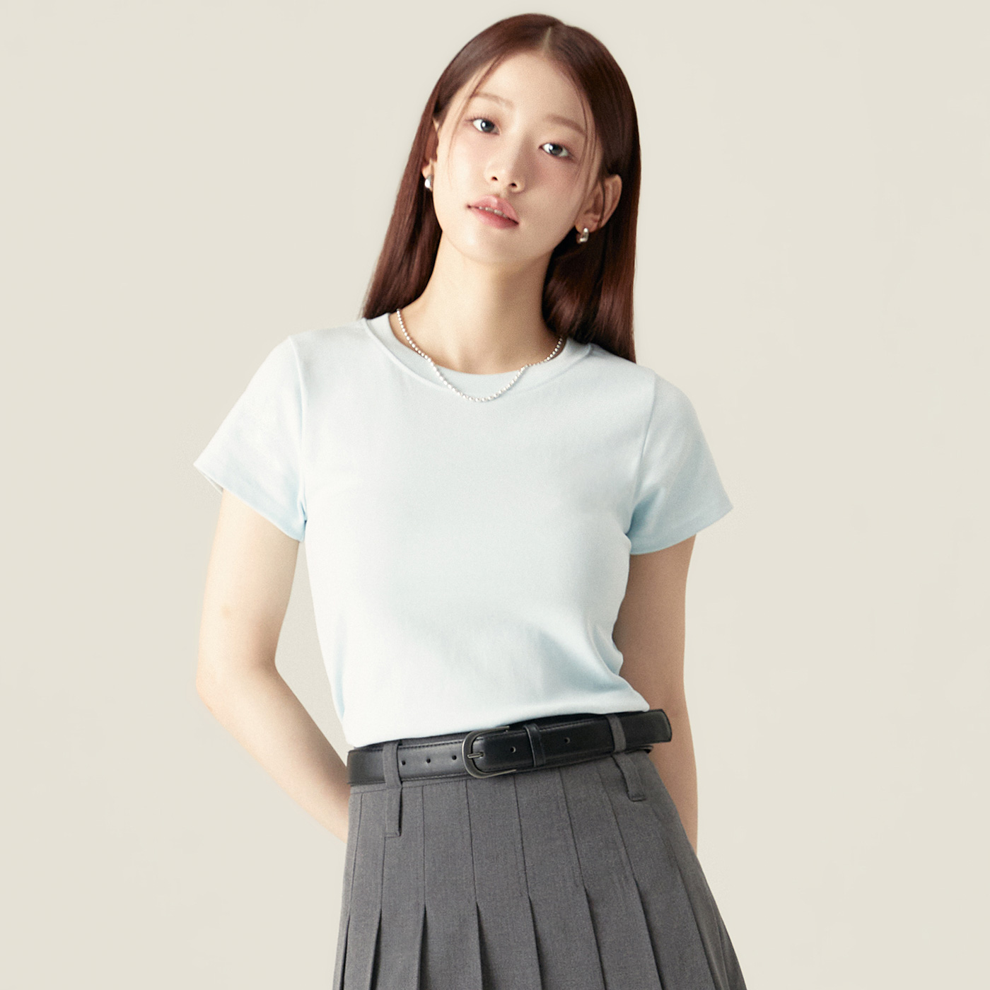 로엠 슬림핏 반팔 티셔츠 RMHWF37RT7 - 메인 이미지