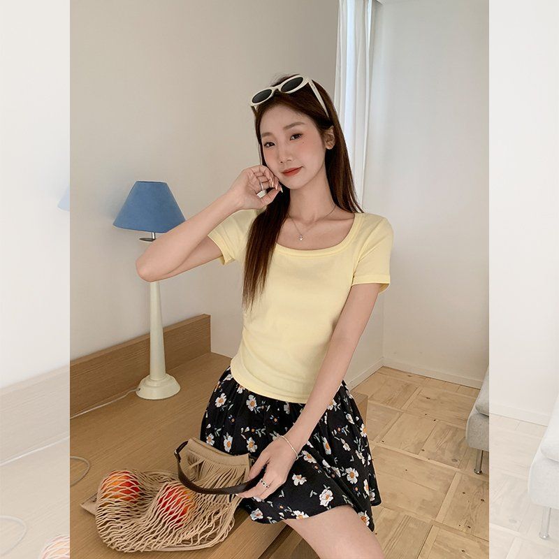 봄 여름 슬림핏 셔링 반팔 티셔츠 스퀘어넥 데일리룩 코리안스타일 면스판 티셔츠 - 상세 이미지 3