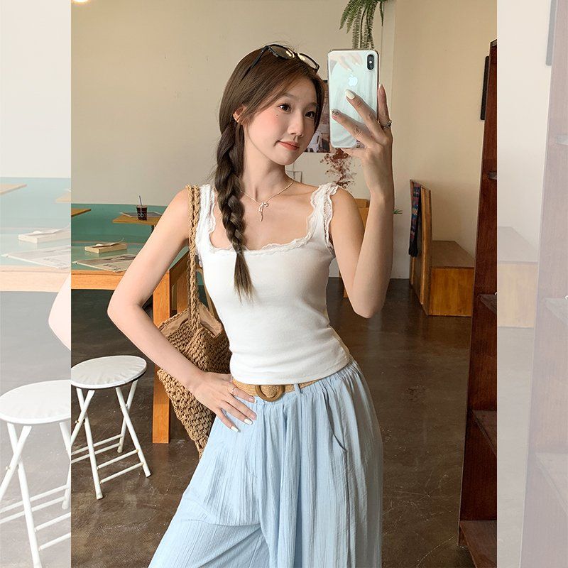 봄 여름 슬림핏 레이스 끈나시 스퀘어넥 데일리룩 스윗룩 비스코스 면스판 민소매탑 - 상세 이미지 4