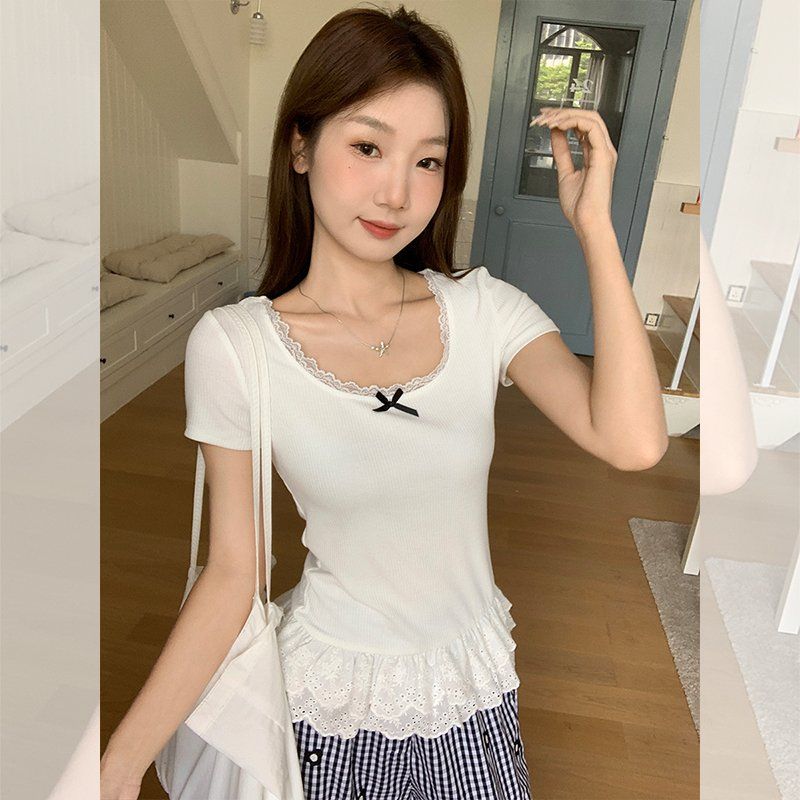여성 봄여름 U넥 레이스 리본 프릴 골지 슬림핏 레이온스판 반팔 티셔츠 데일리룩 - 상세 이미지 3