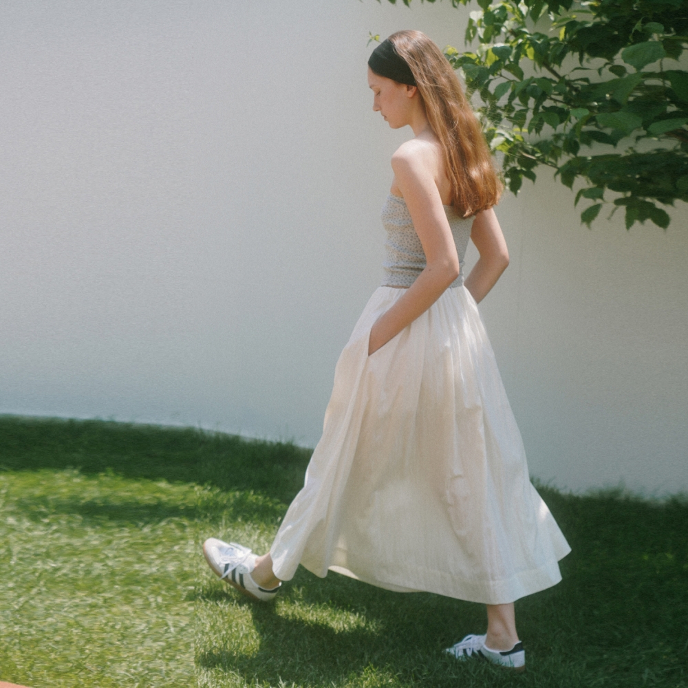 [어나우트] MAXI FULL SKIRT IVORY - 상품 이미지