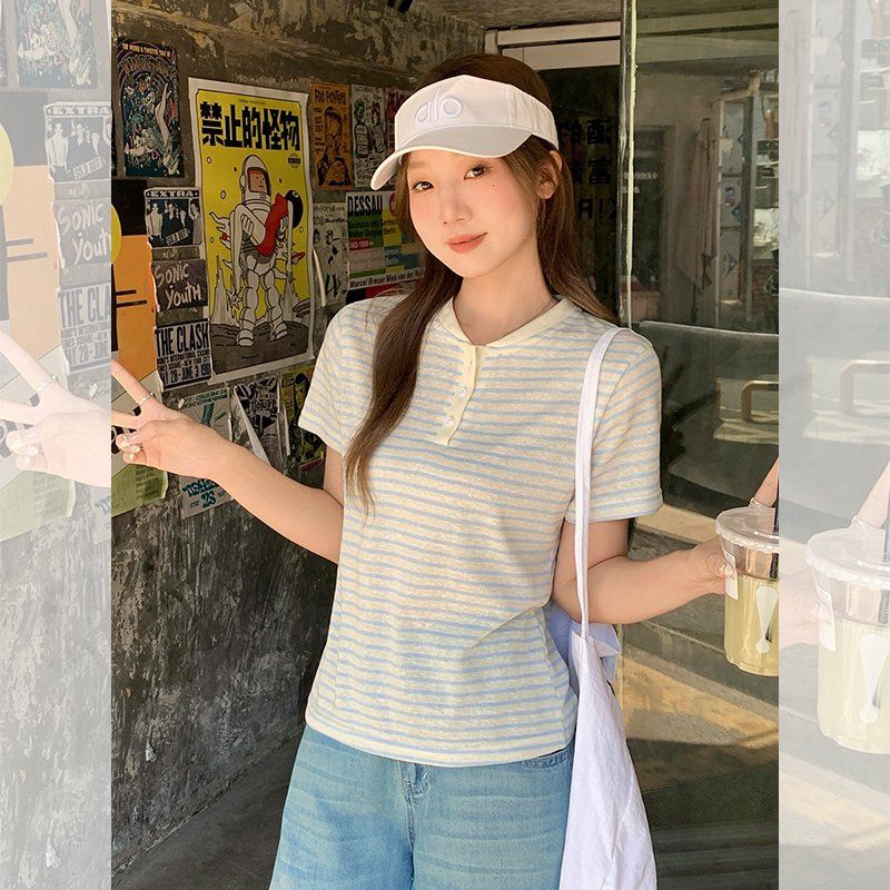 여성 루즈핏 스트라이프 반팔티 헨리넥 버튼 여름 데일리 캐주얼 면혼방 티셔츠 상의 - 상세 이미지 2