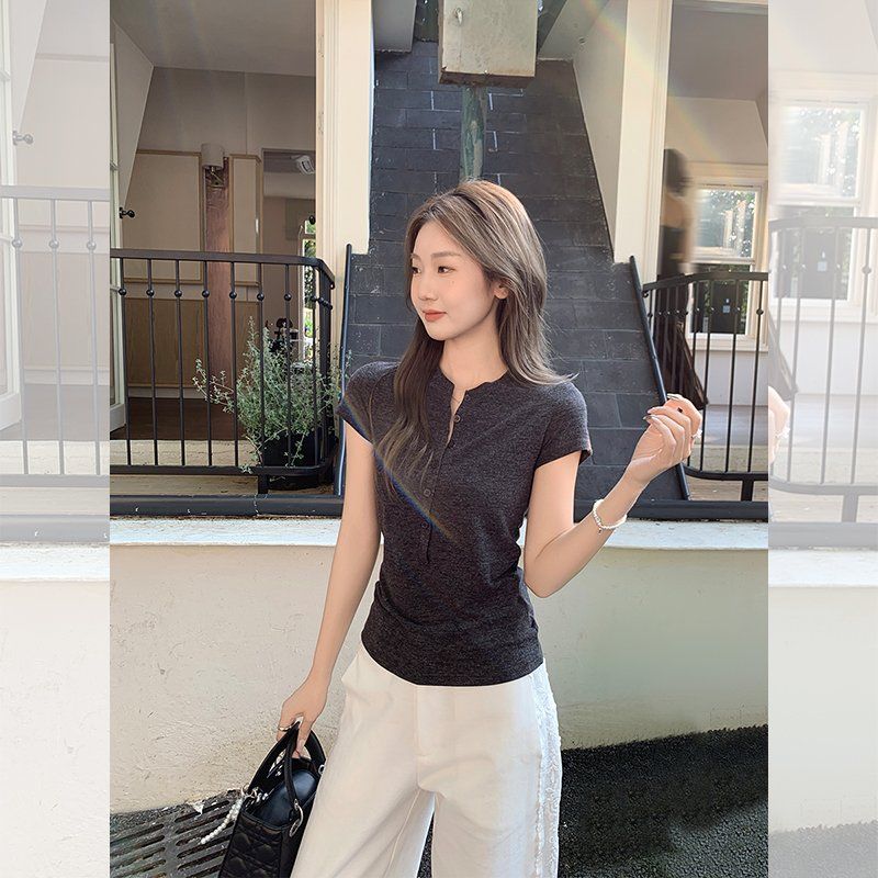 여성 슬림핏 헨리넥 반팔티 버튼 데일리 루즈핏 여름 베이직 면혼방 티셔츠 캐주얼 상의 - 상세 이미지 2