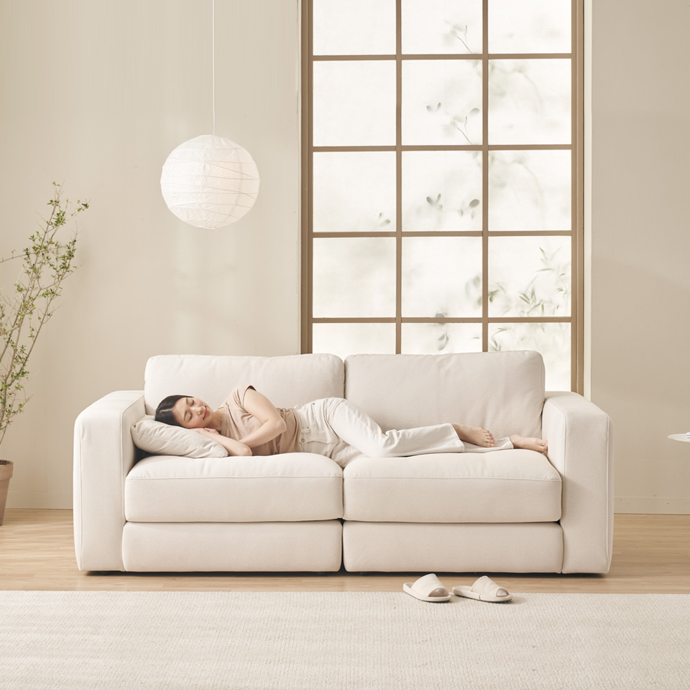 [2026 행사] 케이하우스홀드 무에나 3인 패브릭 소파 국내제작 모던디자인 모듈 구스