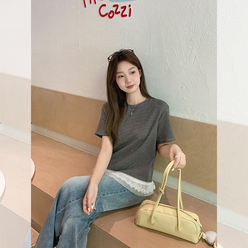 여름 여성 루즈핏 라운드넥 단가라 스트라이프 반팔 티셔츠 레이스 밑단 데일리 캐주얼 - 상세 이미지 4