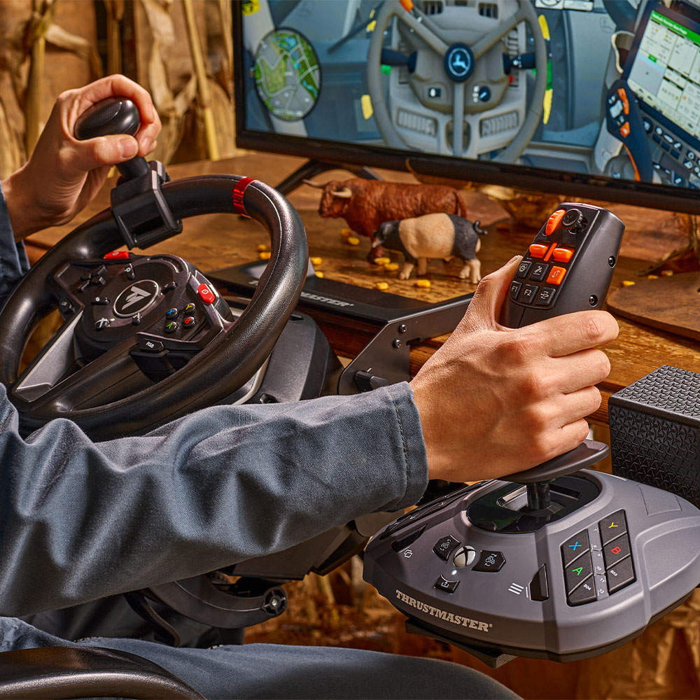 트러스트마스터 T128 레이싱휠 + SIMTASK STEERING KIT + FARMSTICK 패키지 - 메인 이미지