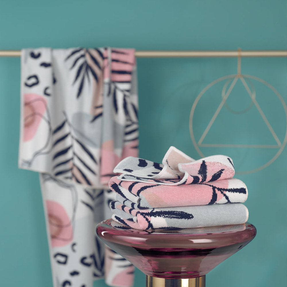 훼이라 스테이와일드 영유아용 예쁜 턱받이 25x30cm 독일수입 부드러운 프리미엄수건 선물