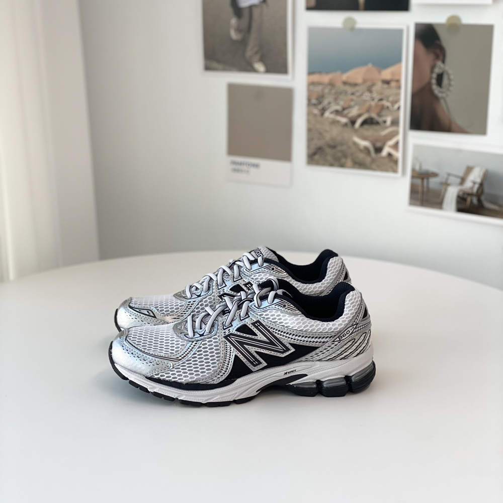 뉴발란스 860v2 실버블랙