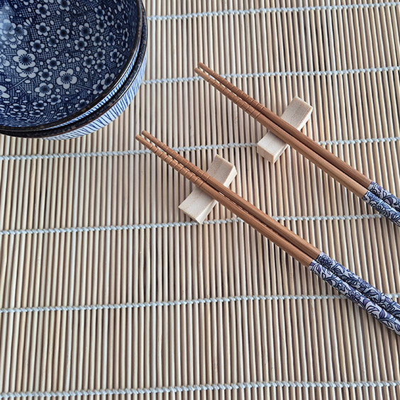 큐트미 파랑꽃무늬 밥공기2p 젓가락2p 젓가락받침2p세트 밥공기세트 밥그릇 국그릇 - 상세 이미지 5