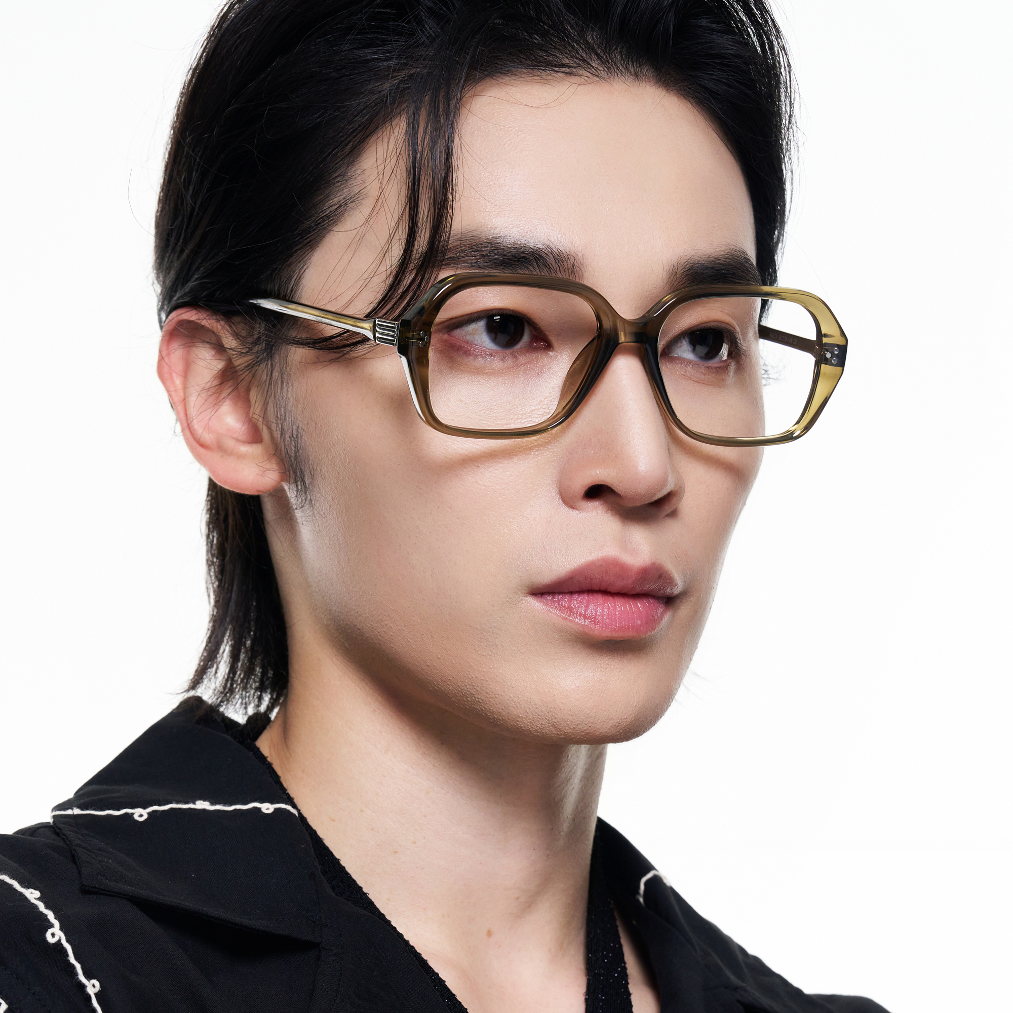 블루라이트차단 레트로 힙한 사각 투명 뿔테 안경 이미지 4