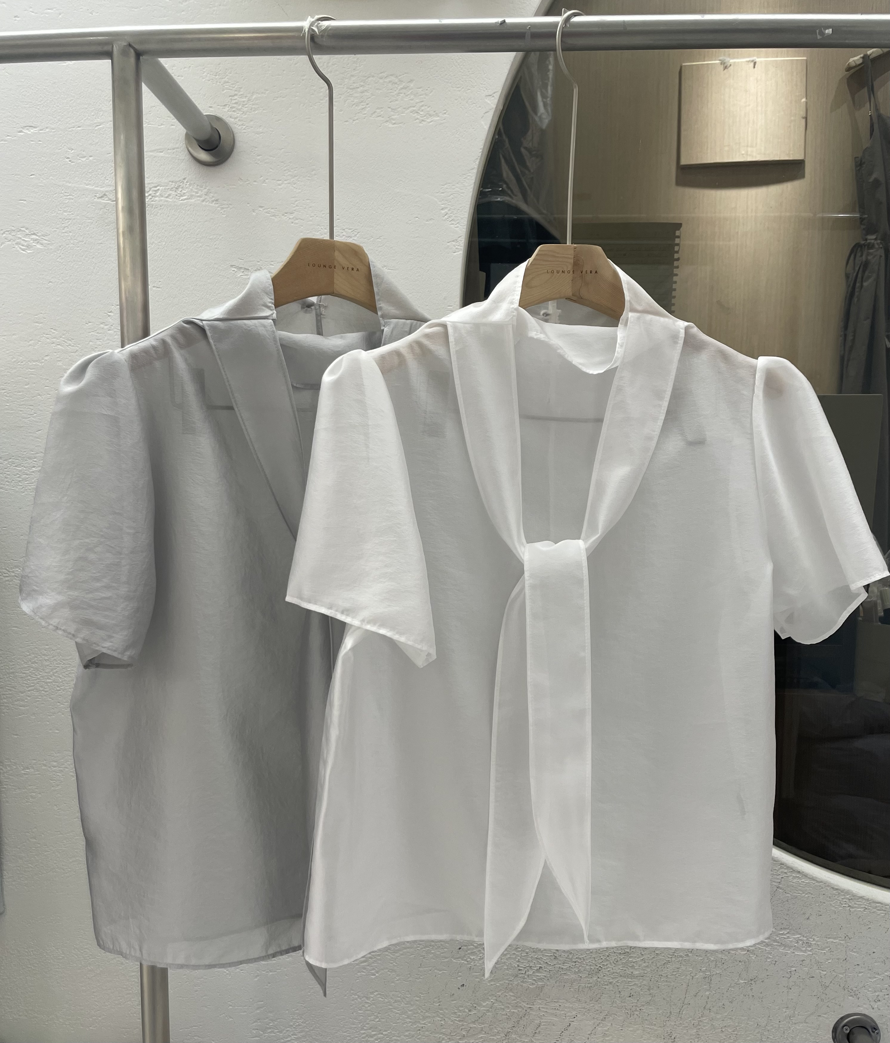 클래식 오간자 타이 블라우스 그레이 시스루 블라우스 2color 이미지 2