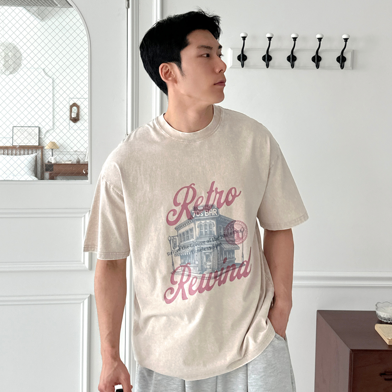 빈티지 감성 피그먼트 반팔티 레트로 바 프린팅 오버핏 스트릿룩 FTC00010 - 상품 이미지