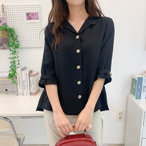 여성 카라 오픈 뒷주름 퍼프 플리츠 블라우스 - 메인 이미지