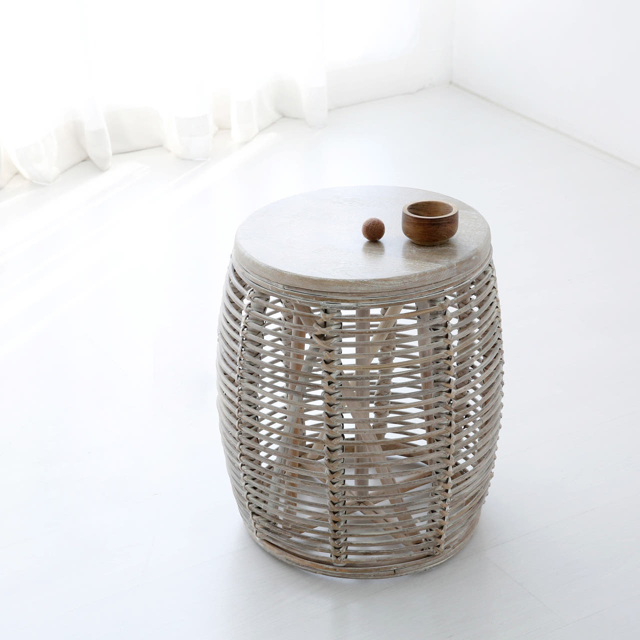 RUMTON 라탄스툴 화이트워시 0927.4504 - 상세 이미지 2
