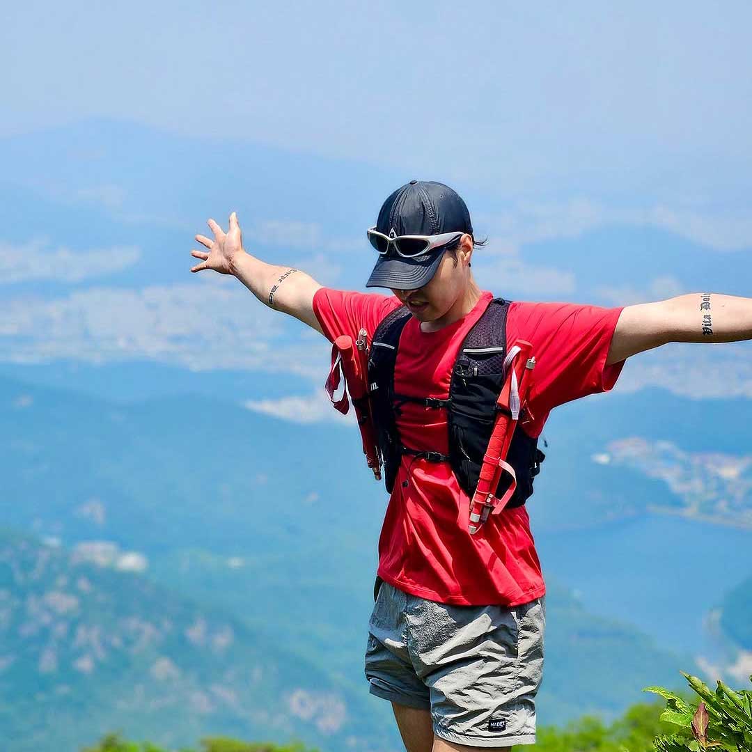 rnrn 경량 등산가방 소형 배낭 미니 가벼운 트레일러닝 트레킹 백팩