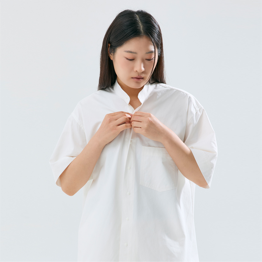 레이지드 코튼 오버핏 반팔 셔츠 (화이트) - 상세 이미지 3