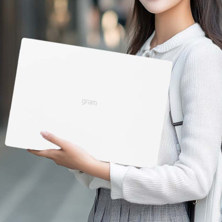 LG 그램17 17Z90S-GAOWK Ultra5 AI 전용 엔진 가벼운 휴대용 신학기 노트북