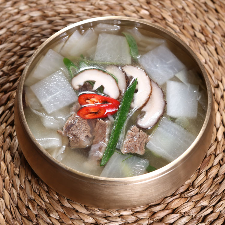 캠핑 글램핑 낚시 간편식 밀키트 맛집 한우소고기무국 1kg [2 - 3인분]