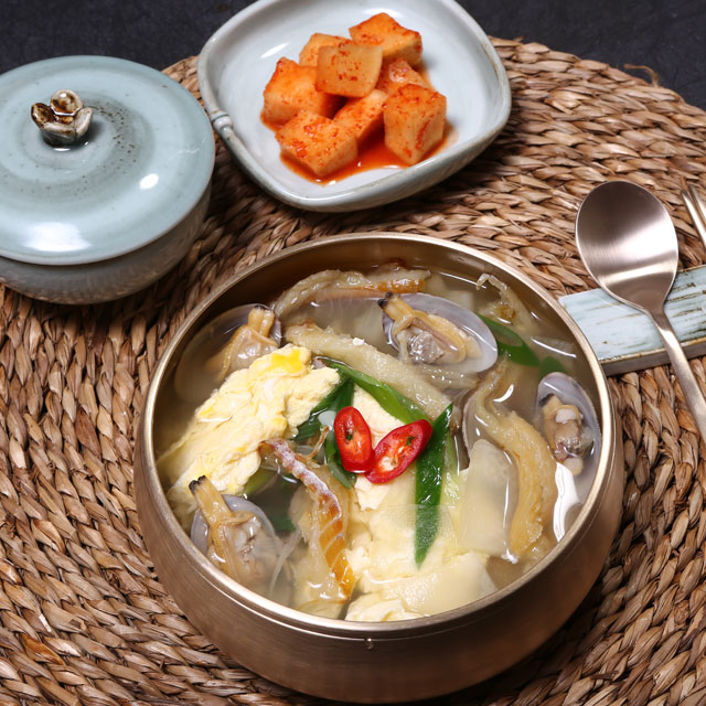 금강수림 바지락 황태국 1kg 캠핑 글램핑 낚시 간편식 밀키트 맛집 [2 - 3인분] - 상품 이미지