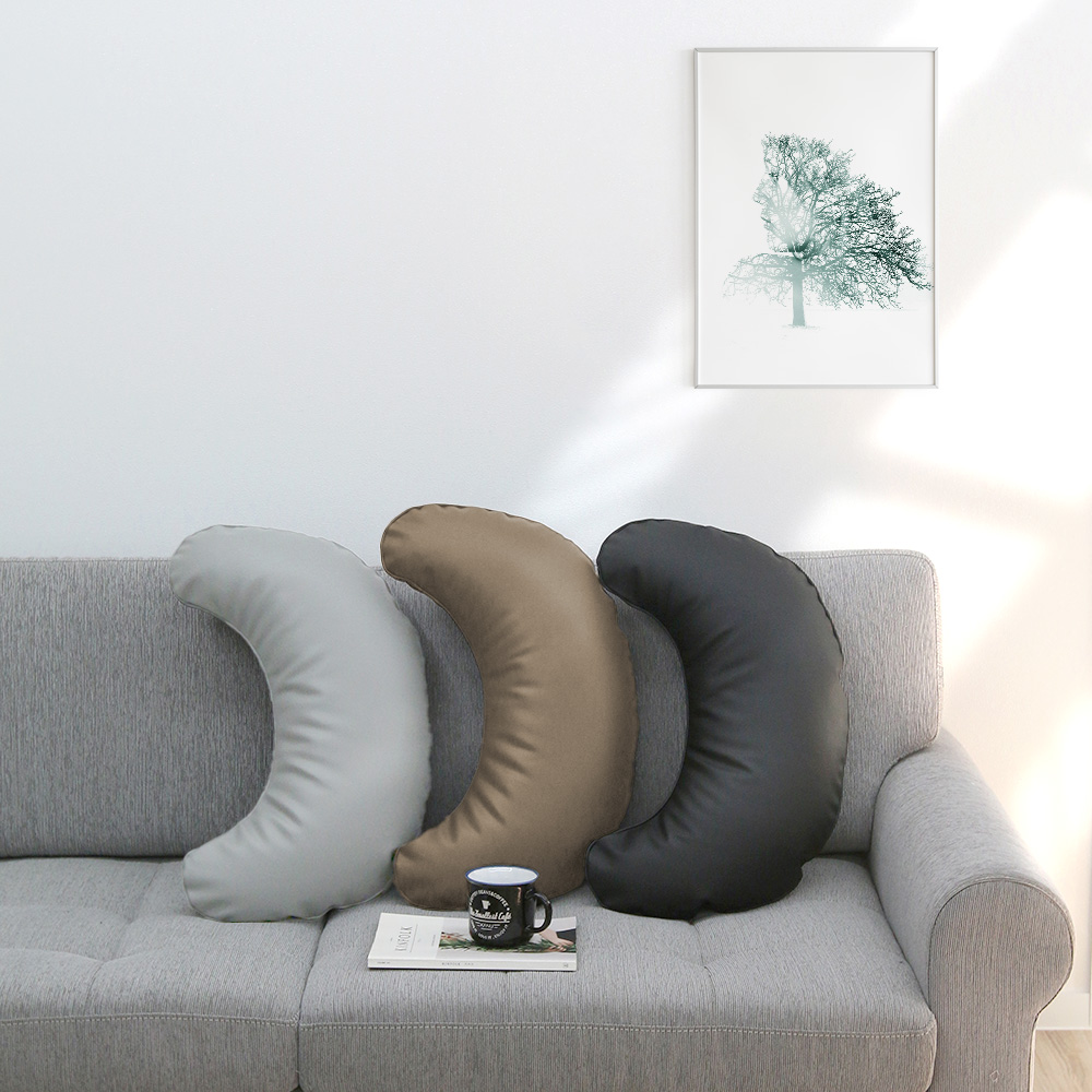 우리앤데코 국산 허그 반달쿠션 미용실 배꼽 독서 바나나 쿠션 솜포함 블랙 구름솜 500g