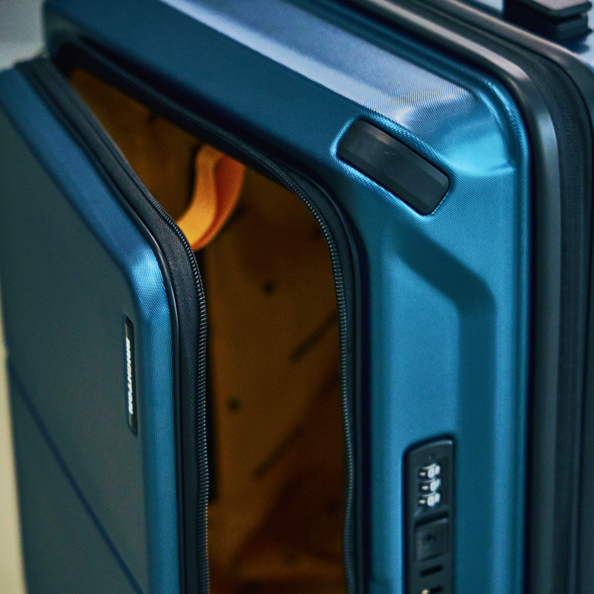 로든 60cm(24인치) 여행용캐리어 전면오픈 대형수화물 화물용