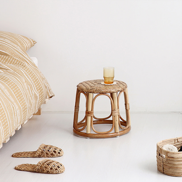 SIGOR 라탄스툴 9496.2927