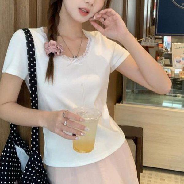 봄 여름 여성 슬림핏 U넥 레이스배색 리본 반팔 티셔츠 면스판 데일리룩 캐주얼룩 러블리룩 - 상품 이미지