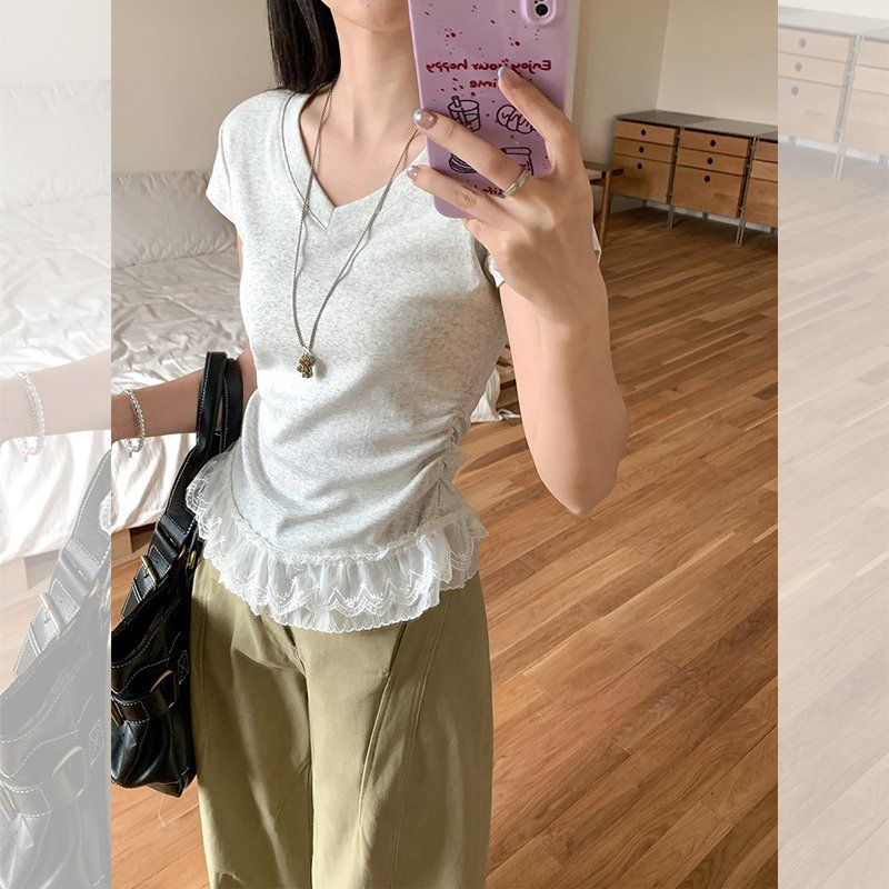 봄 여름 여성 슬림핏 브이넥 옆셔링 밑단 레이스 반팔 티셔츠 면스판 데일리룩 캐주얼 - 상세 이미지 5