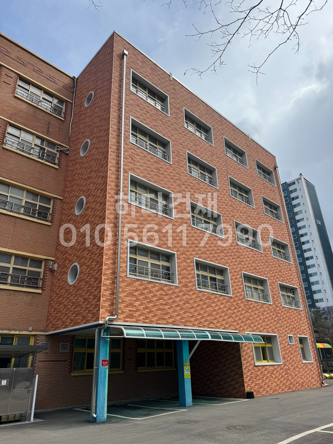 올라운더 점토타일 240x60x12T SR, SY, SO 혼합 시공사례 / 하다건재 학교 관공서 납품